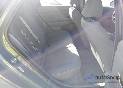 2022 Hyundai Elantra Sel z USA, uszkodzony, nr VIN KMHLM4AG5NU309995